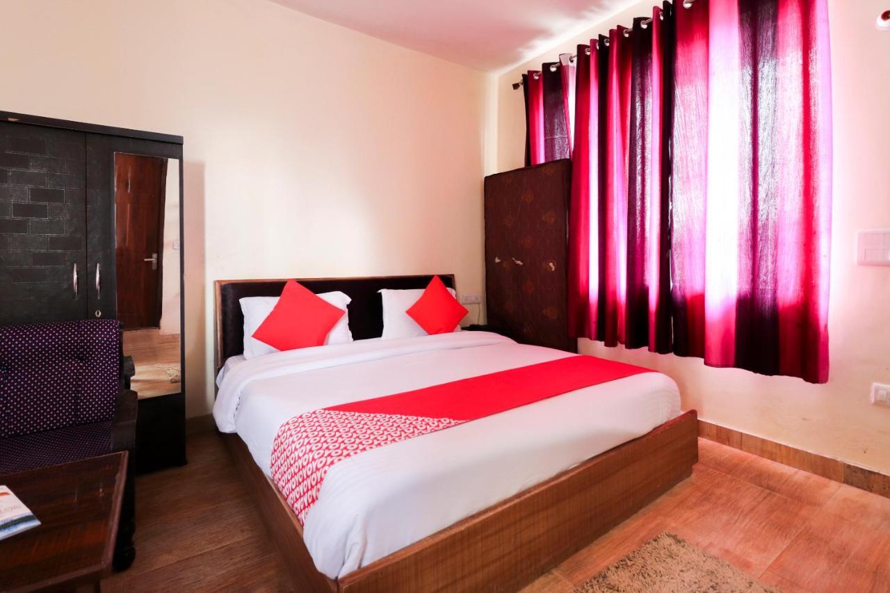 Silver Dew Resorts And Restaurant Dhanaulti Exterior foto